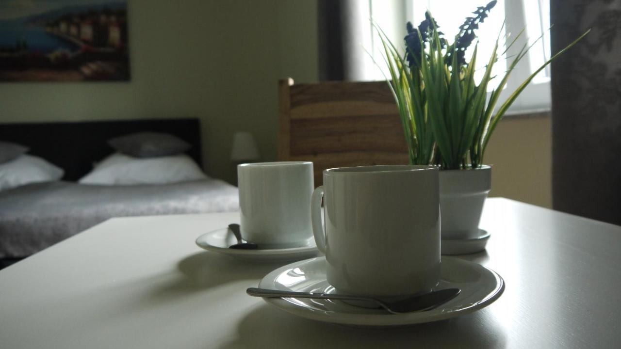 Lutz Motel Падерборн Екстериор снимка