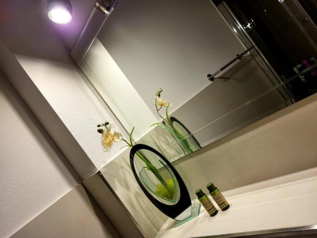 Lutz Motel Падерборн Екстериор снимка